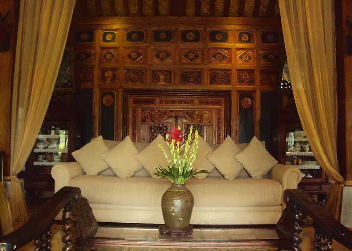 Syailendra Villa